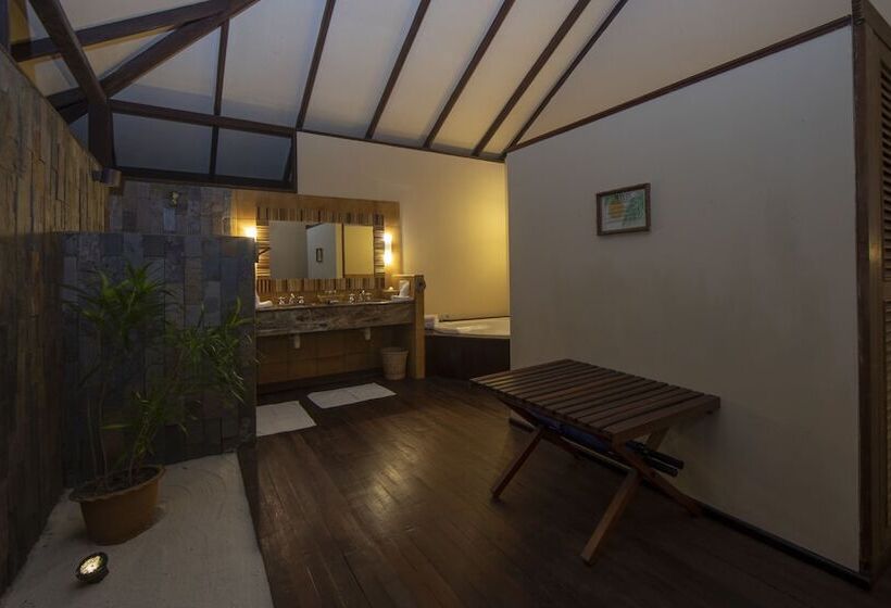 ویلای 1 خوابه, Filitheyo Island Resort