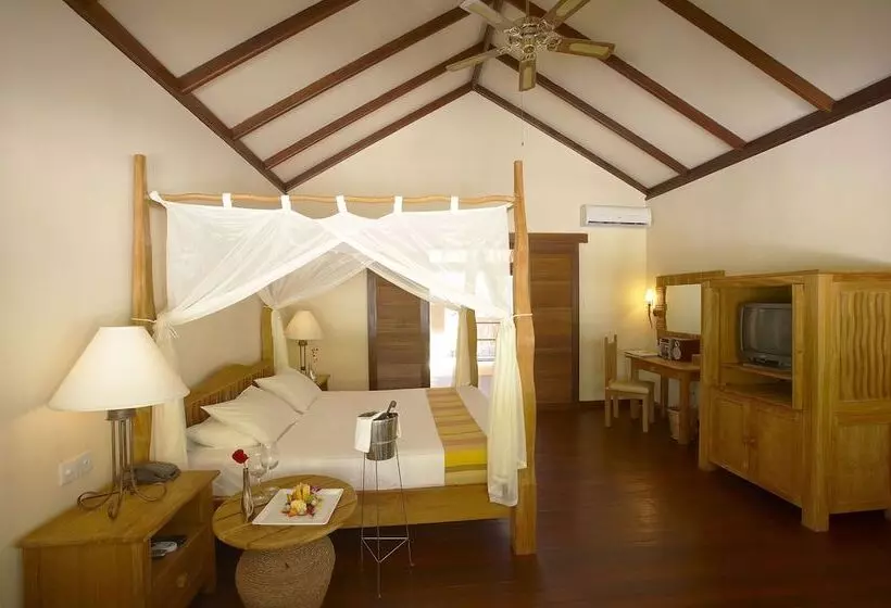 ویلای لوکس 1 خوابه, Filitheyo Island Resort