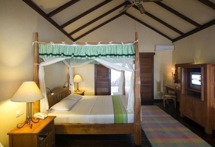ویلای لوکس 1 خوابه, Filitheyo Island Resort