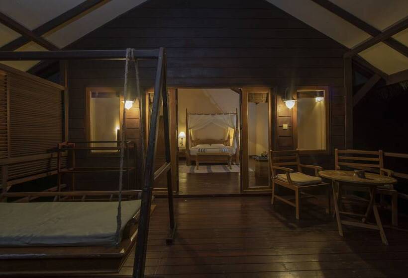 ویلای 1 خوابه, Filitheyo Island Resort