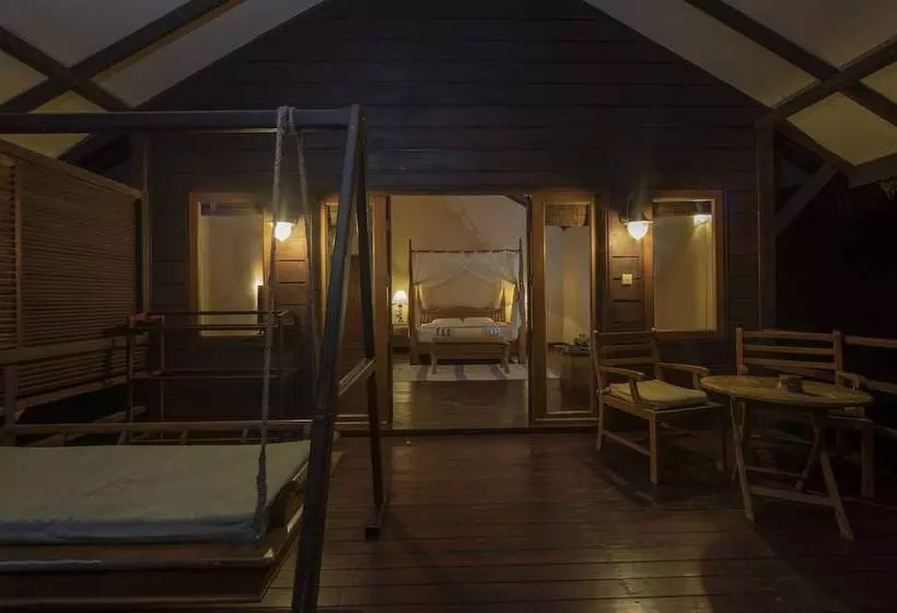 ویلای 1 خوابه, Filitheyo Island Resort