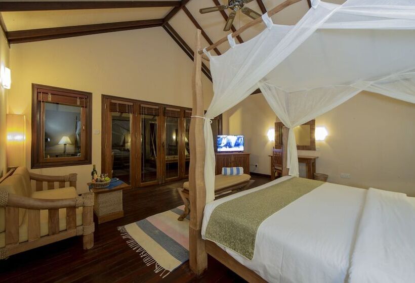ویلای 1 خوابه, Filitheyo Island Resort
