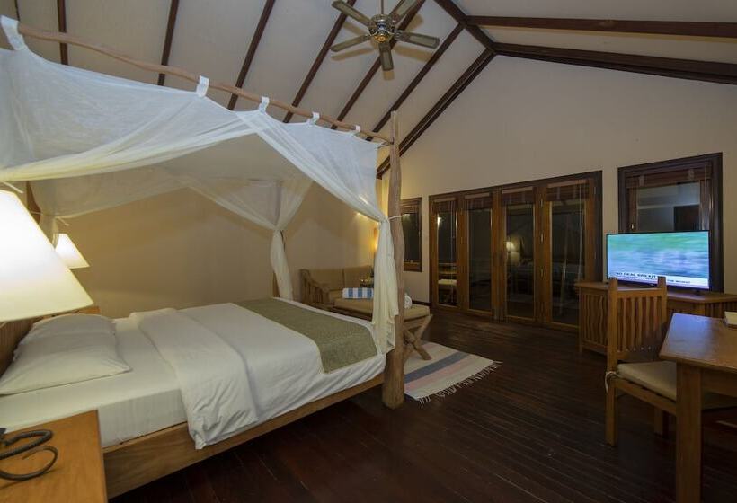 ویلای 1 خوابه, Filitheyo Island Resort