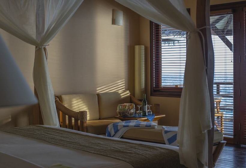 ویلای سوپریور 1 خوابه, Filitheyo Island Resort