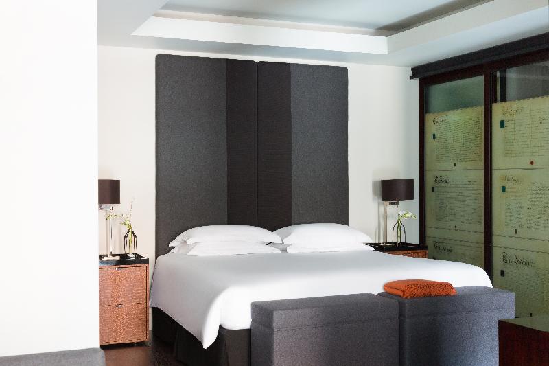 جناح ديلوكس, Grosvenor House Suites