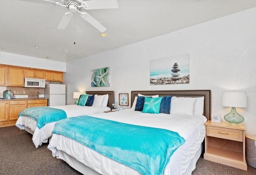 Студия Стандарт Вид на Море, Beach House Inn & Suites