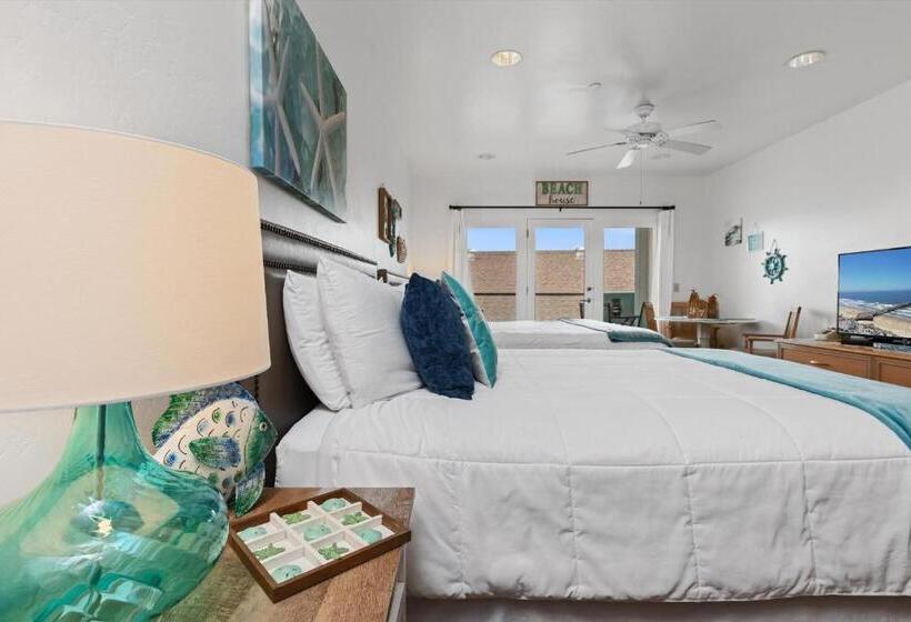 إستوديو قياسى مطل على البحر, Beach House Inn & Suites