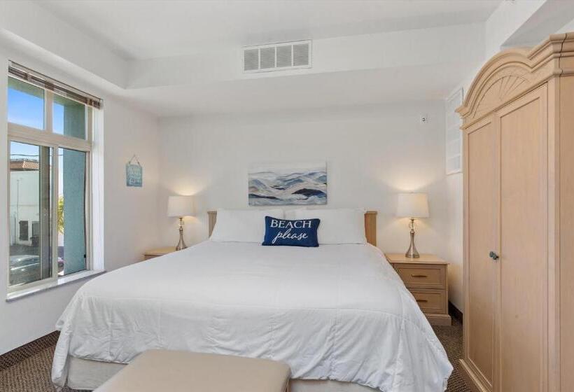 إستوديو قياسى, Beach House Inn & Suites