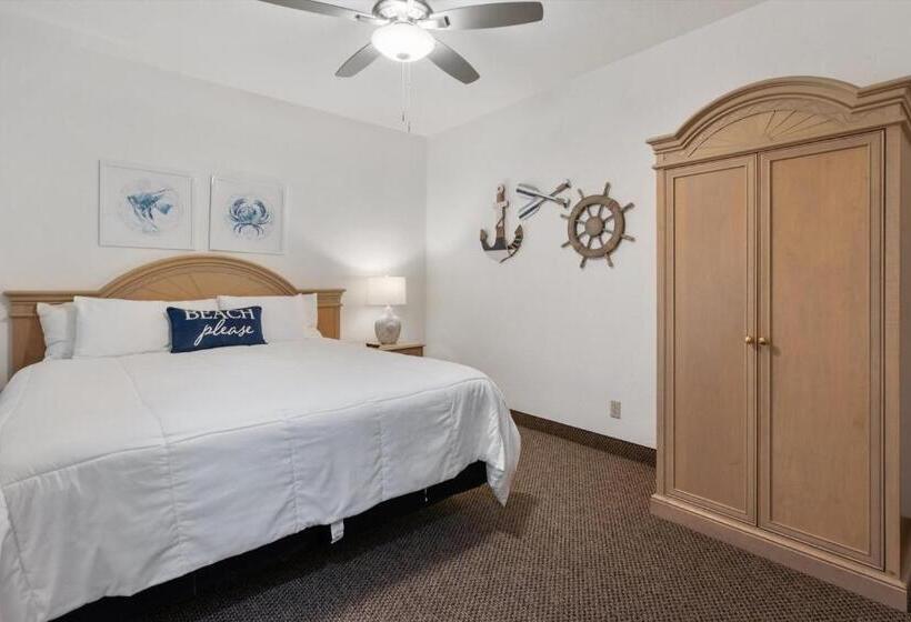 غرفة عائلية مطلّة علي البحر, Beach House Inn & Suites