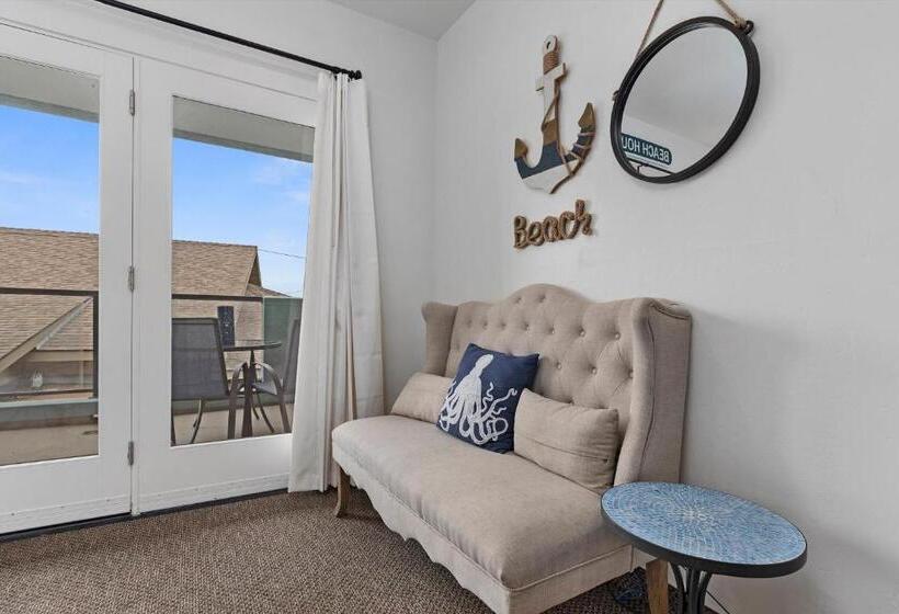 إستوديو قياسى مطل على البحر, Beach House Inn & Suites