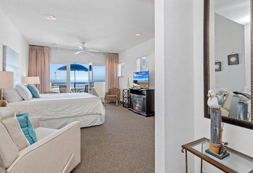 إستوديو قياسى مطل على البحر, Beach House Inn & Suites