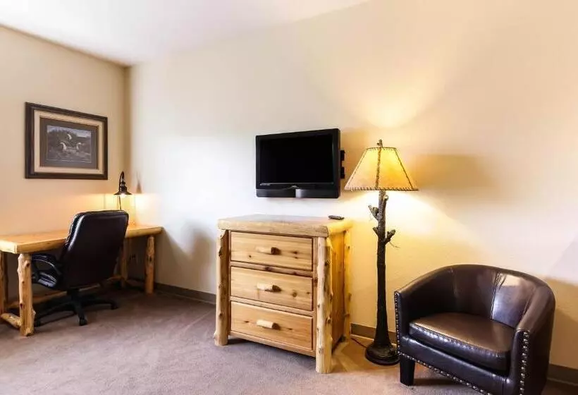 キングサイズベッドのスタンダードルーム, Quality Inn Selah North Park