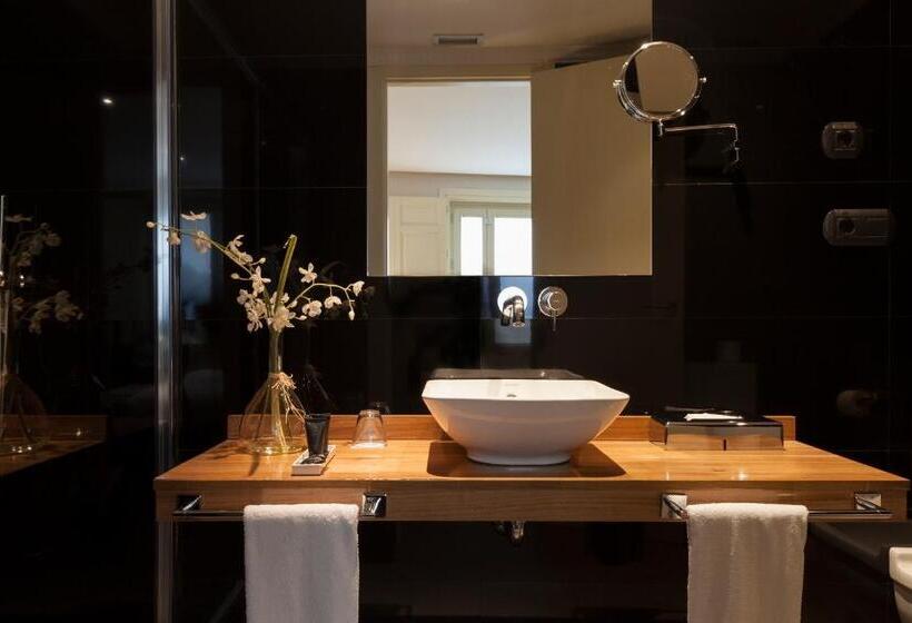 Premium room with terrace, Sardinero Madrid