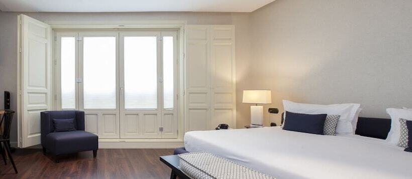 اتاق پرمیوم, Sardinero Madrid