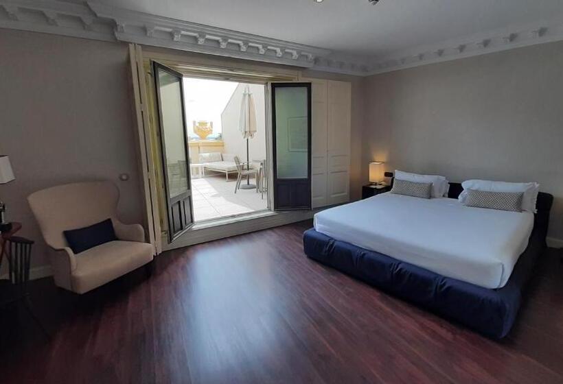 Premium room with terrace, Sardinero Madrid
