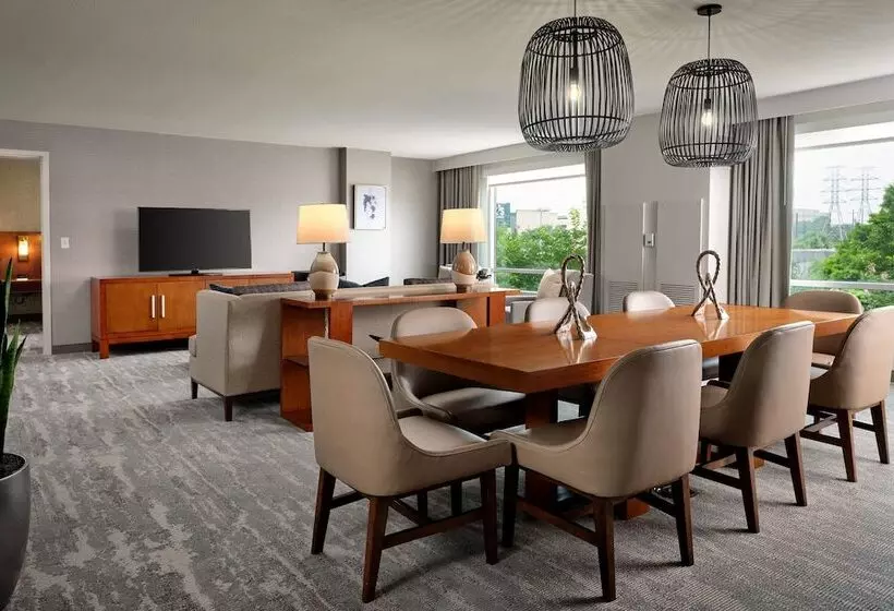 Presidential Suite, The Westin Austin At The Domain