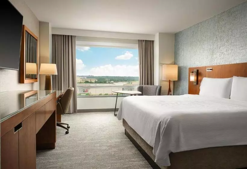 Deluxe Room King Size Bed, The Westin Austin At The Domain