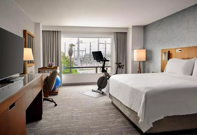 Standard Room King Size Bed, The Westin Austin At The Domain