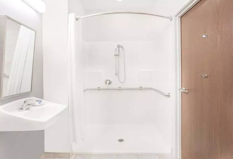 身障者適用スイートルーム, Microtel Inn And Suites San Angelo