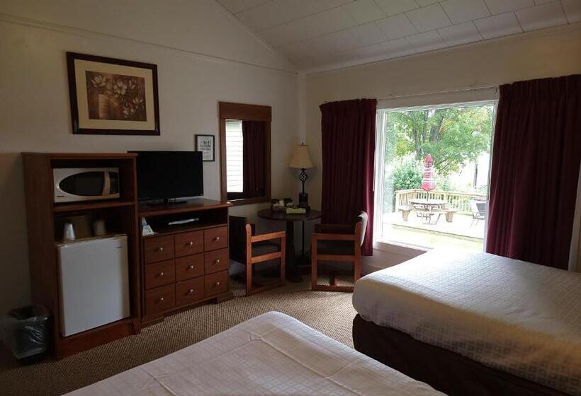 חדר סטנדרט שתי מיטות זוגיות, Hickory Grove Motor Inn   Cooperstown