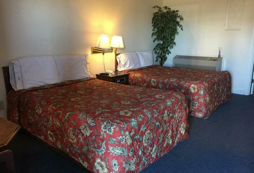 Номер Стандарт 2 Двуспальные Кровати, Rustic Motel Rolla