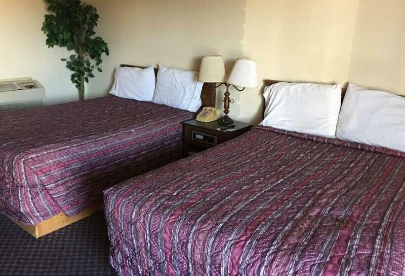 스탠다드 룸 더블 침대 2개, Rustic Motel Rolla