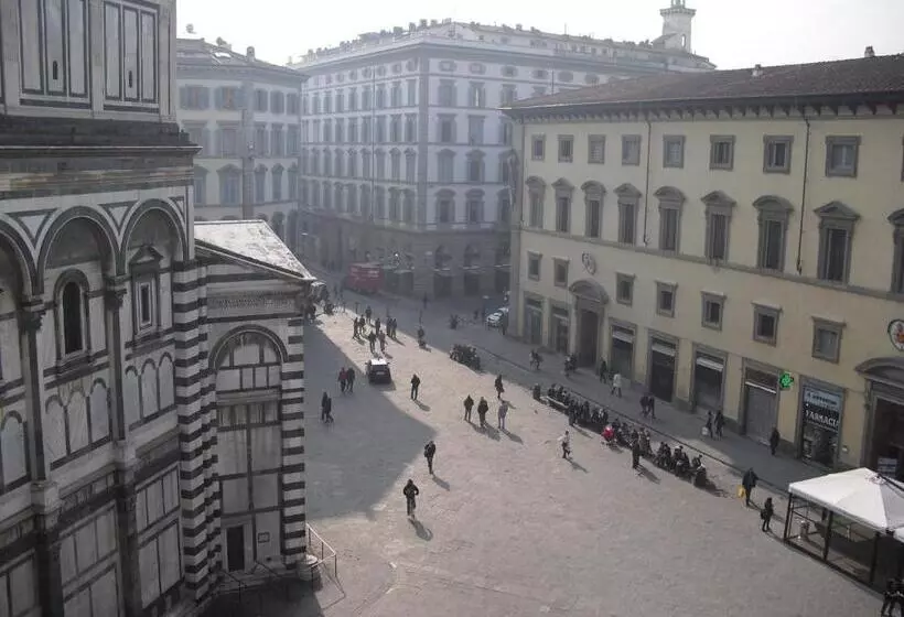اتاق سوپریور, Duomo View