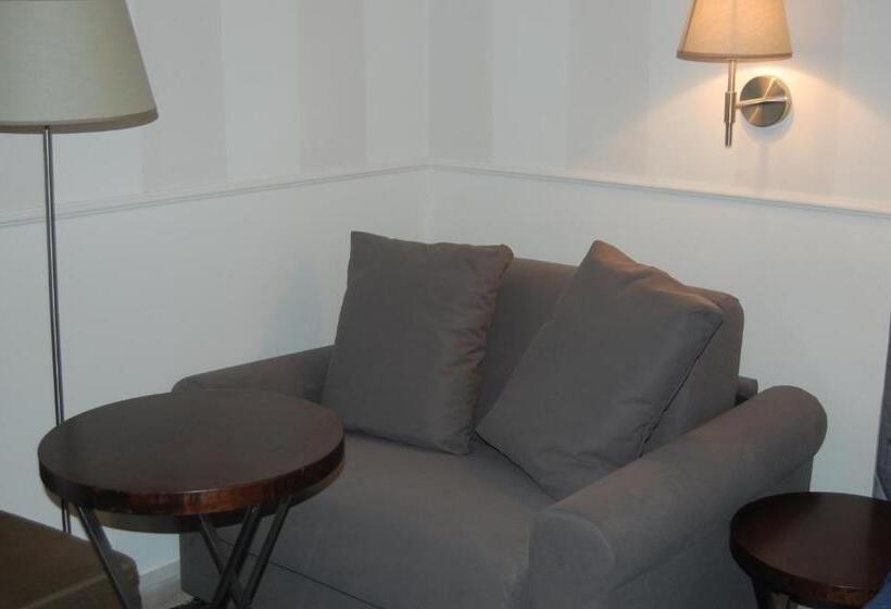 Quarto superior, Duomo View