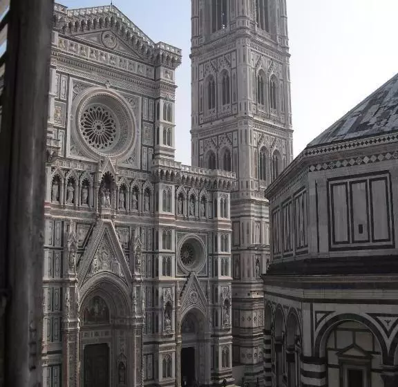 اتاق عادی, Duomo View
