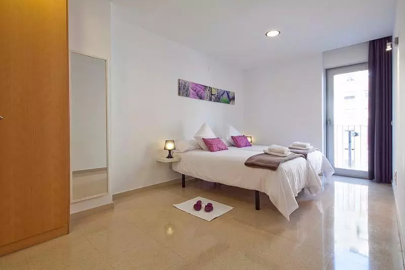 آپارتمان 2 خوابه, Charmsuites Paralel