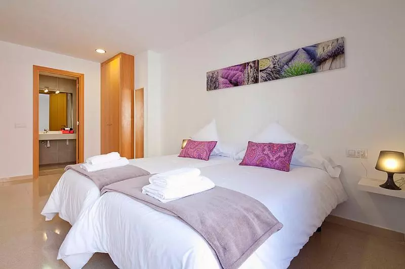 آپارتمان 2 خوابه, Charmsuites Paralel