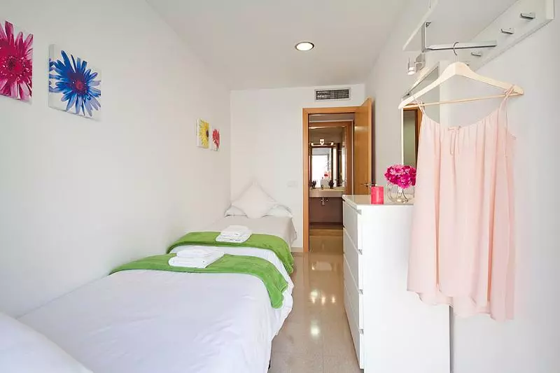 آپارتمان 2 خوابه, Charmsuites Paralel