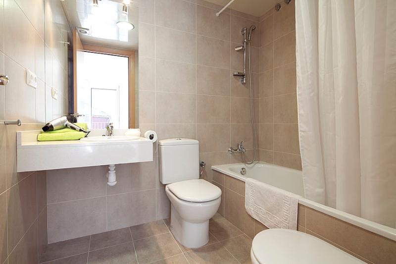 آپارتمان 1 خوابه با تراس, Charmsuites Paralel