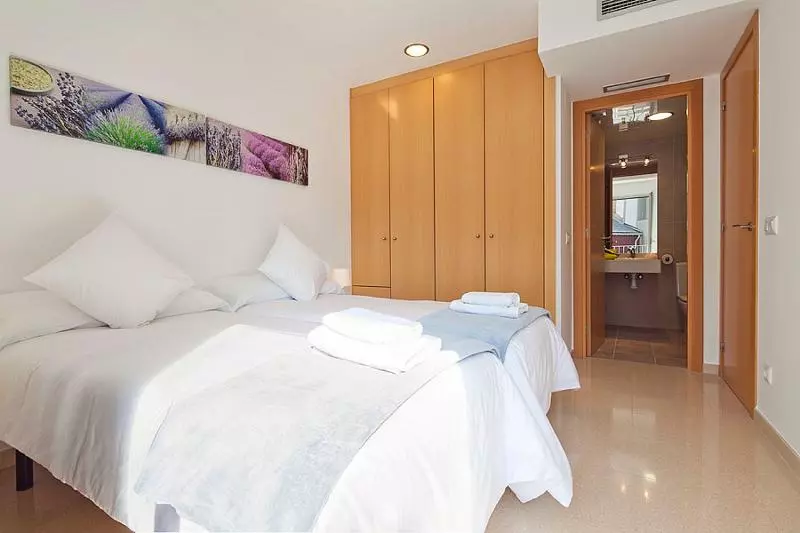 آپارتمان 1 خوابه با تراس, Charmsuites Paralel