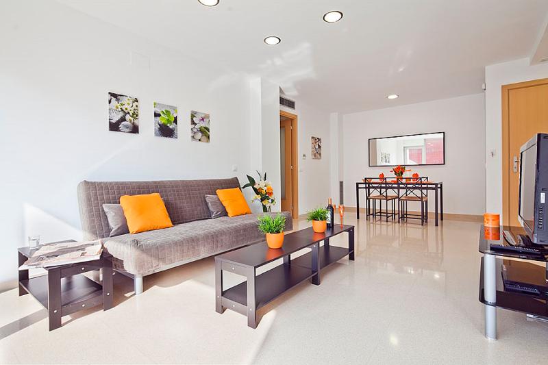 آپارتمان 2 خوابه با تراس, Charmsuites Paralel