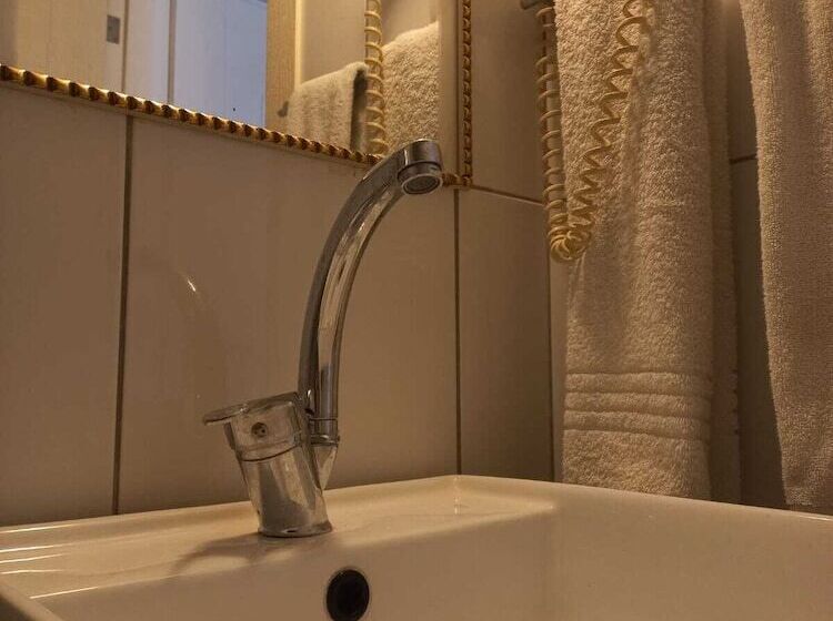 اتاق استاندارد, Atalla