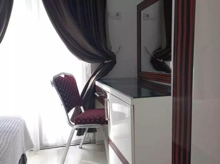 اتاق استاندارد یک نفره, Atalla
