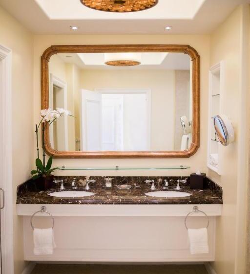 غرفة سوبيريور سرير كينج, Four Seasons Residence Club Aviara