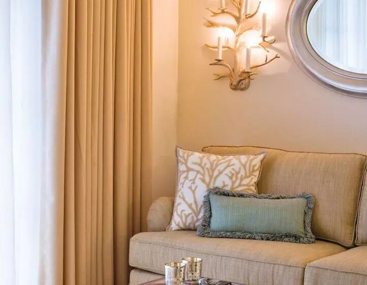 キングサイズベッドのスーペリアルーム, Four Seasons Residence Club Aviara