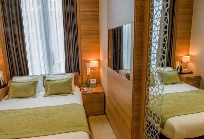 غرفة أساسية, Grand Hotel Downtown