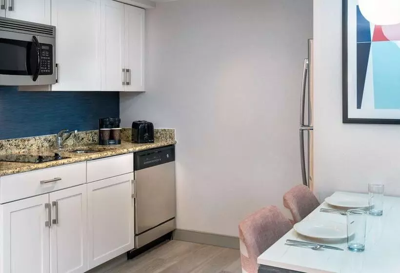 ２ベッドスイートルーム, Homewood Suites By Hilton Boston/canton, Ma