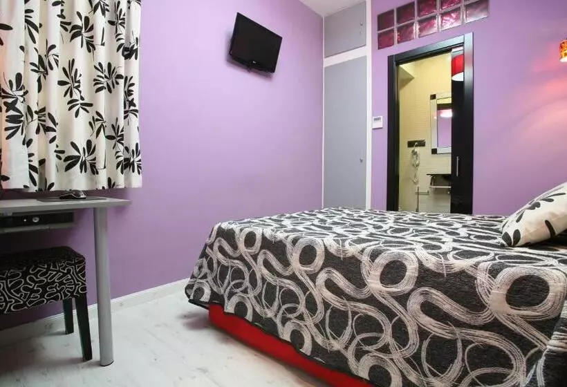 اتاق اجرایی یک تخته, Jc Rooms Santo Domingo