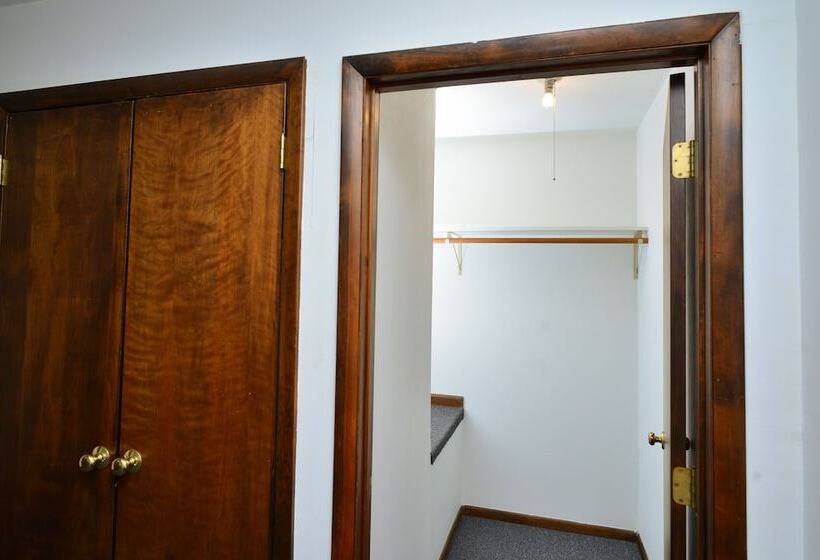 سوییت, Magnuson Hotel Extended Stay Canton Ohio