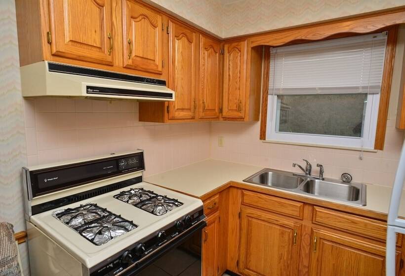 스위트, Magnuson Hotel Extended Stay Canton Ohio