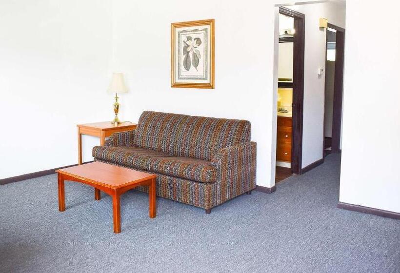 스위트, Magnuson Hotel Extended Stay Canton Ohio