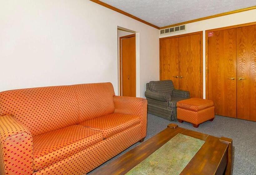 스탠다드 자쿠지 룸, Magnuson Hotel Extended Stay Canton Ohio