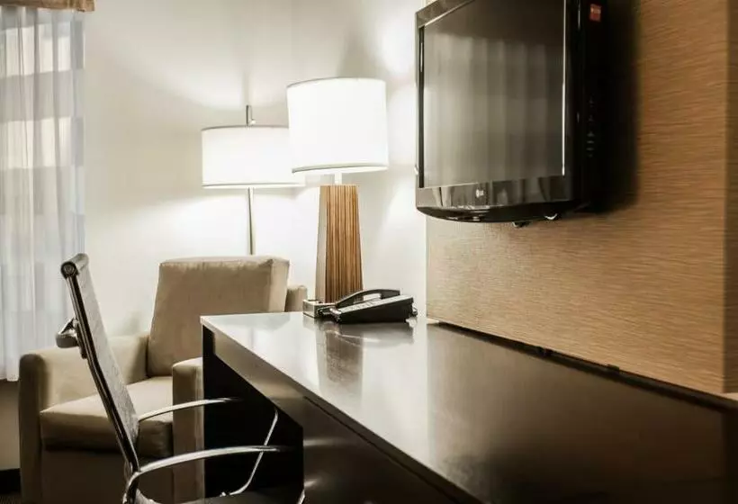 キングサイズベッドのスタンダードルーム, Sleep Inn & Suites Fort Campbell