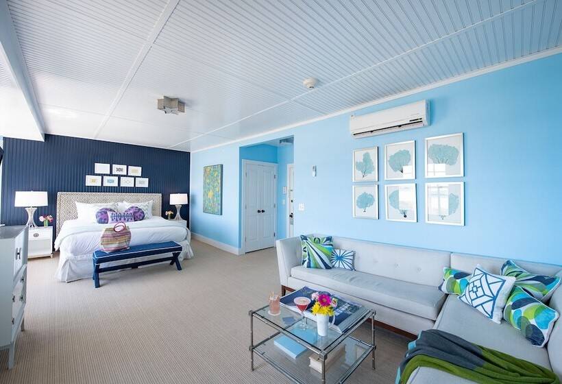 جناح مطلّ علي البحر, The Tides Beach Club