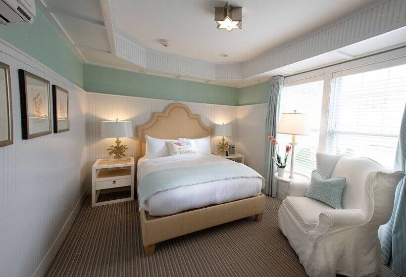 غرفة قياسية سرير كينج, The Tides Beach Club