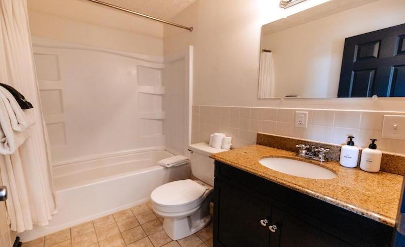 بنجلو قياسى, Wylder Hotel   Tilghman Island